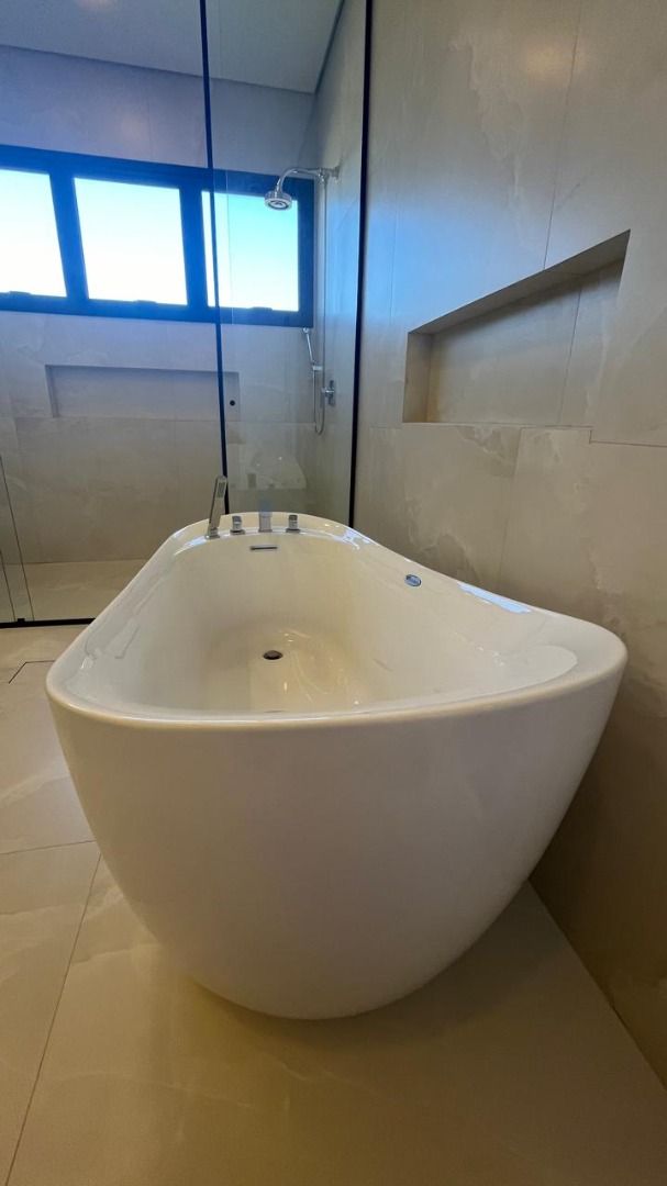 Casa de condomínio à venda no Condomínio Villas do Golfe: