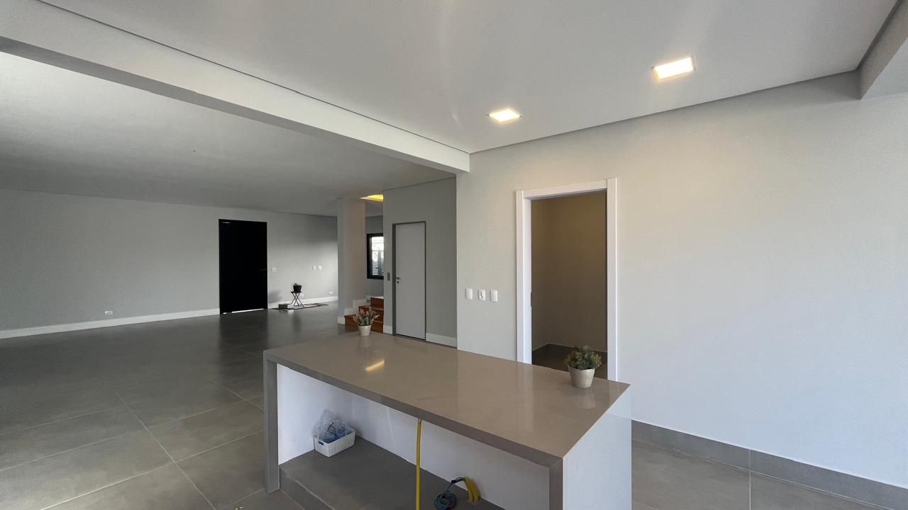 Casa de condomínio à venda no Condomínio Villas do Golfe: