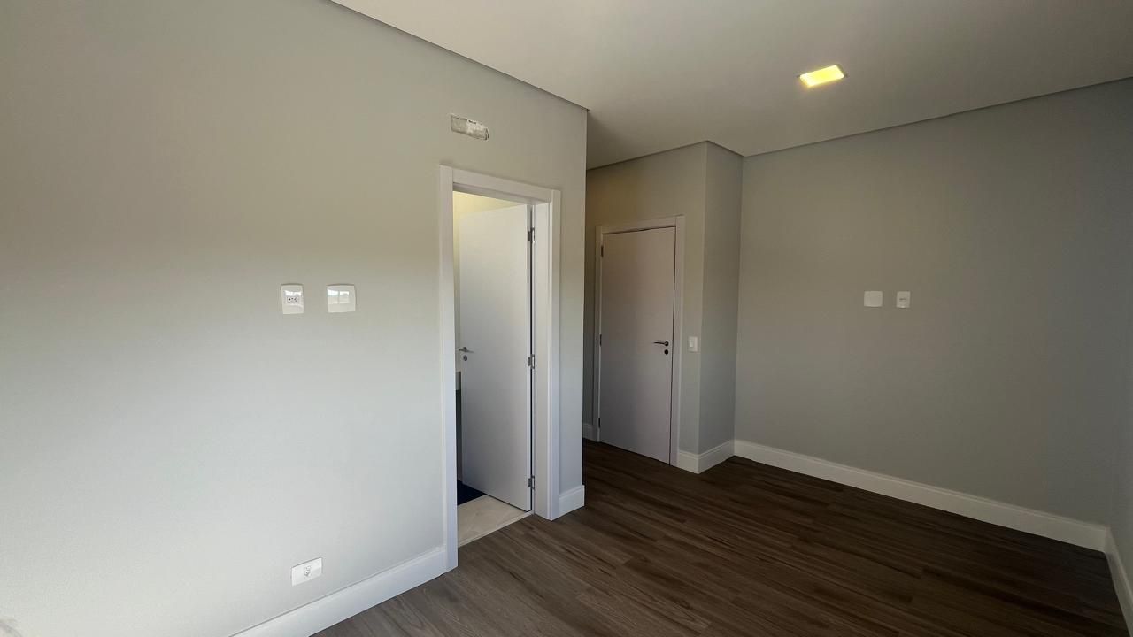 Casa de condomínio à venda no Condomínio Villas do Golfe: