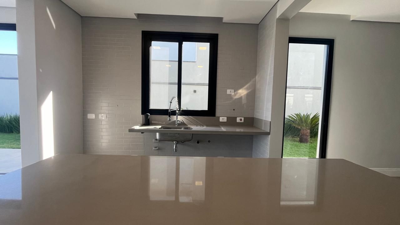 Casa de condomínio à venda no Condomínio Villas do Golfe: