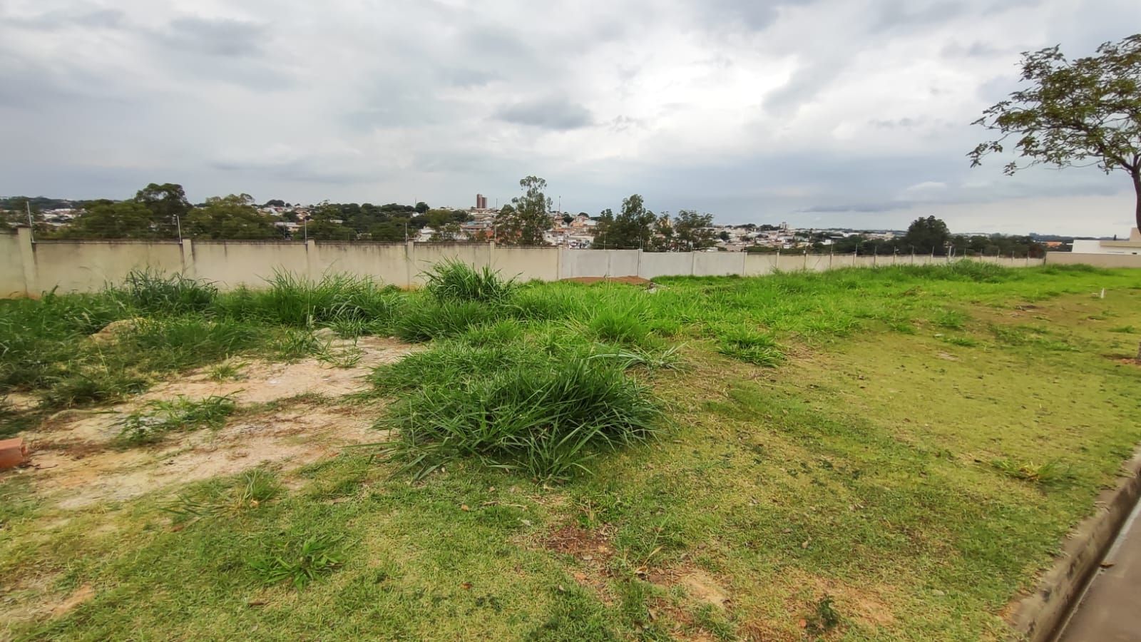 Terreno de Condomínio Condomínio Reserva Central Parque Salto 