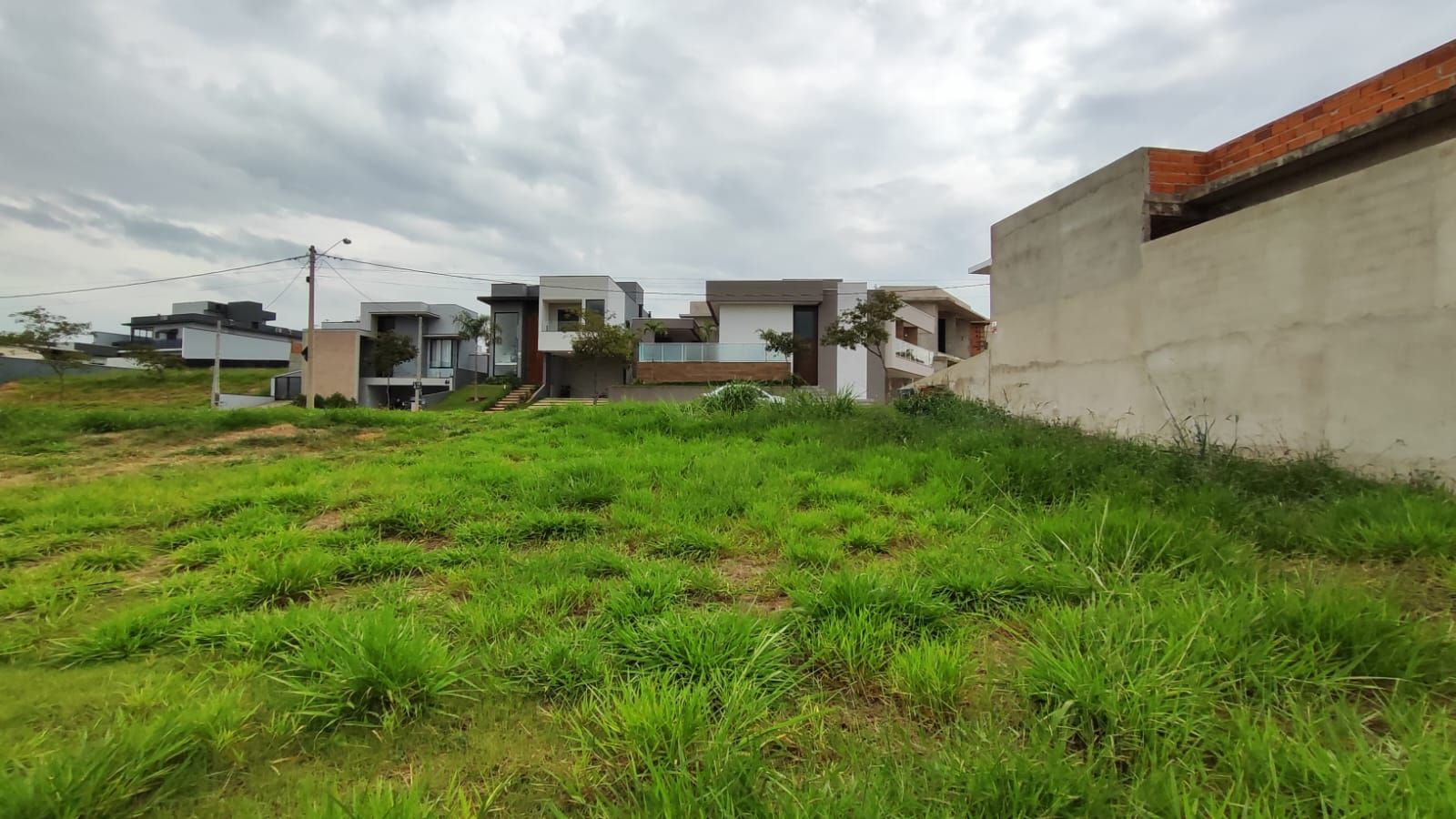 Terreno de Condomínio à venda no Condomínio Reserva Central Parque: