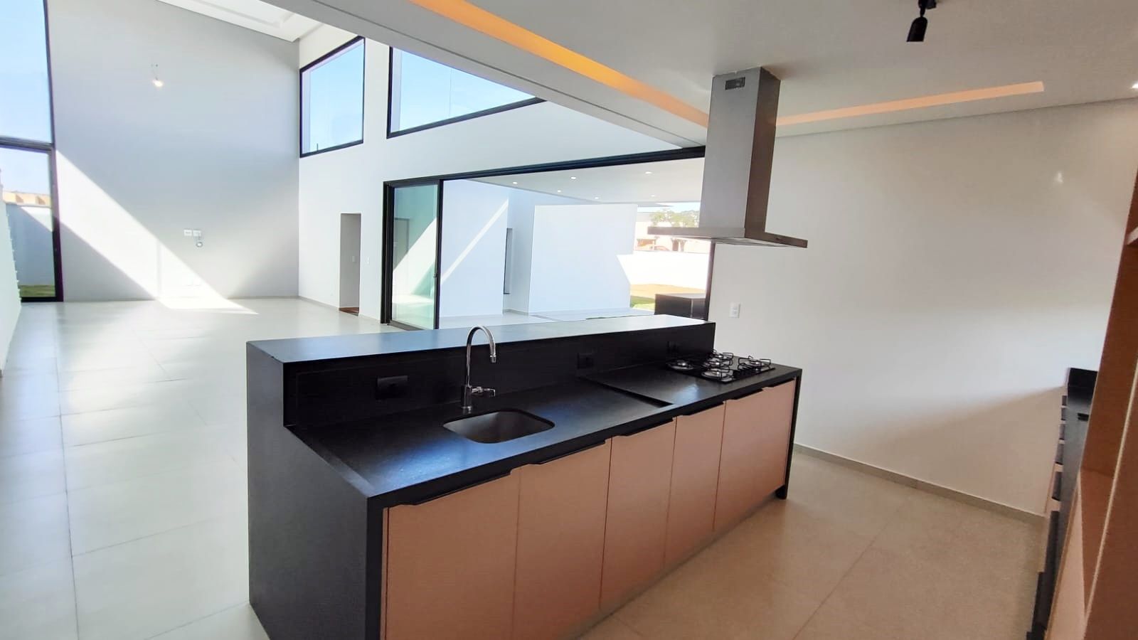 Casa de condomínio à venda no Residencial Parque Campos de Santo Antônio II: