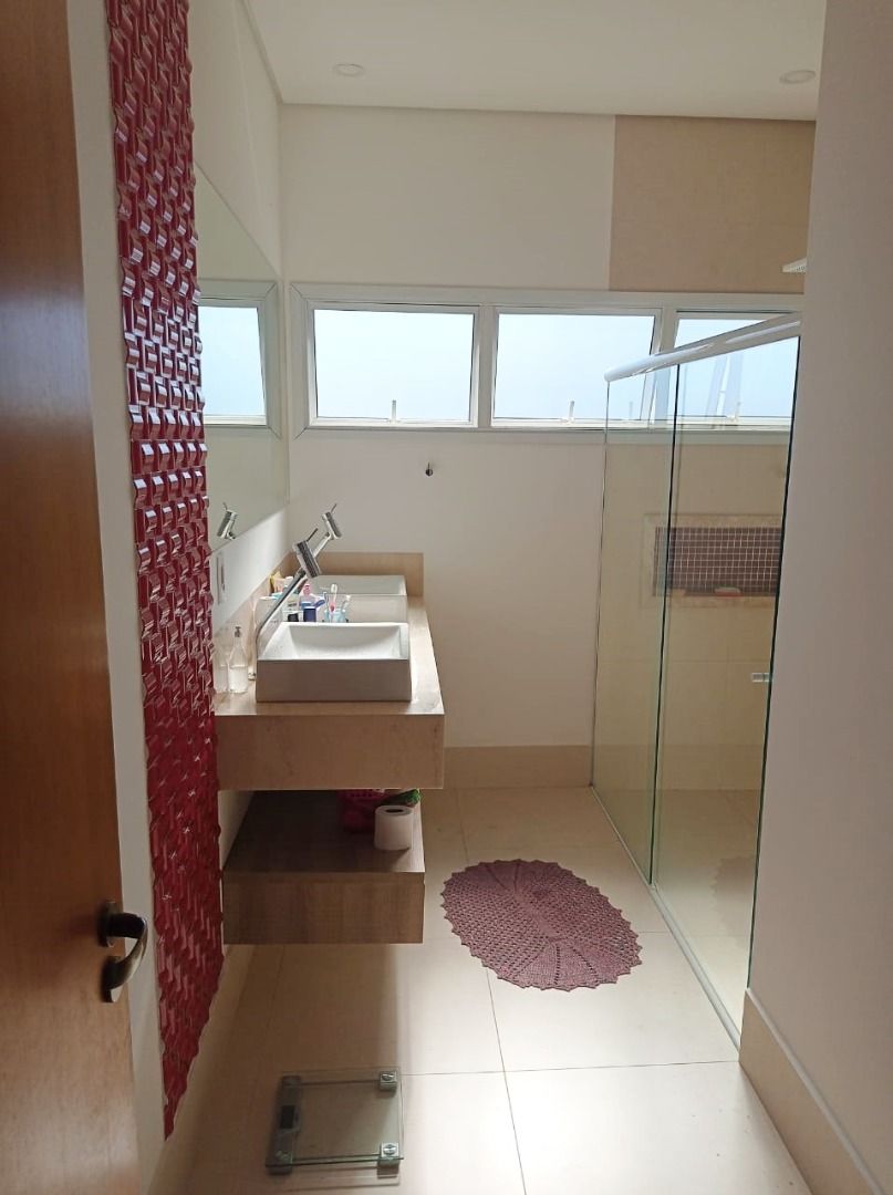 Casa de condomínio à venda no Condomínio Terras de Mont Serrat: