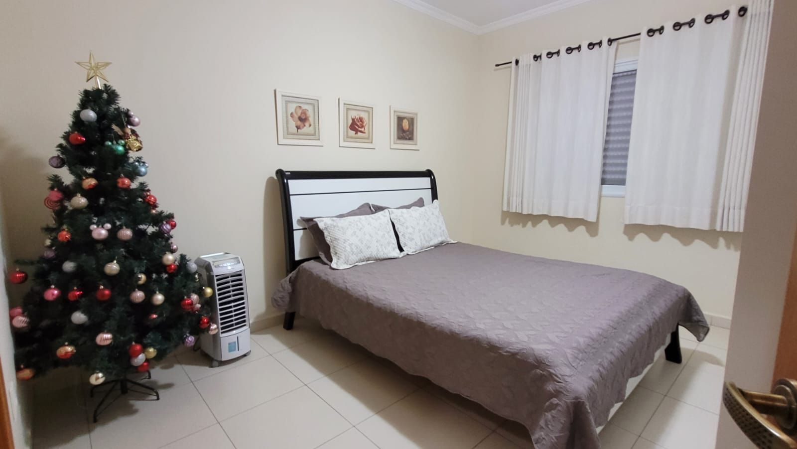 Casa de condomínio à venda no Condomínio Monte Belo: