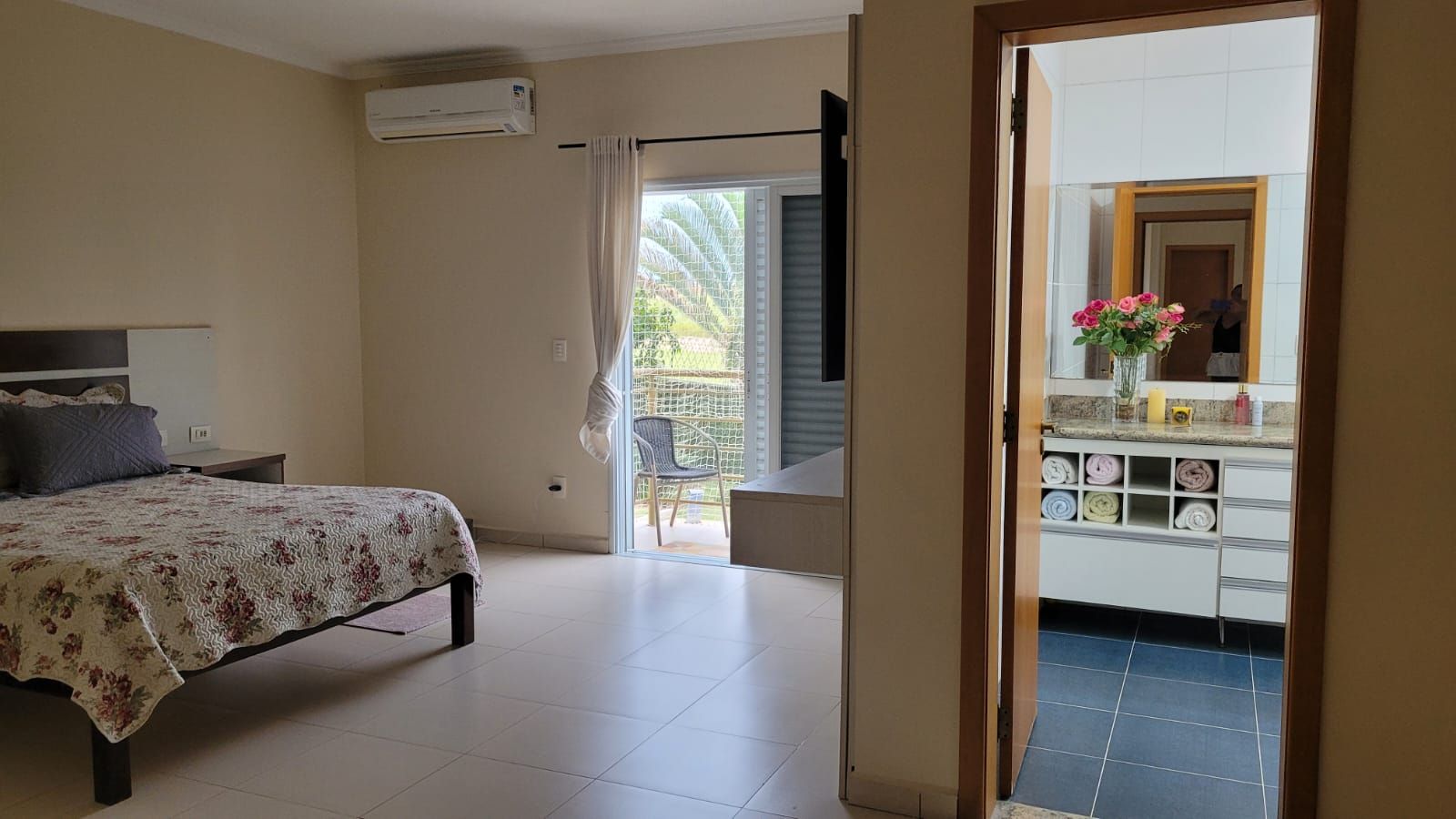 Casa de condomínio à venda no Condomínio Monte Belo: