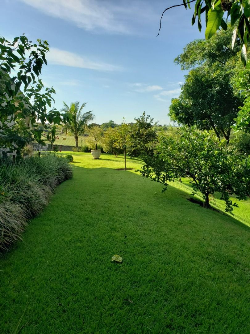 Casa de condomínio à venda no Condomínio Monte Belo: