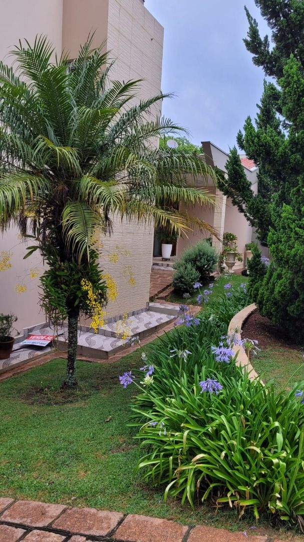 Casa de condomínio à venda no Condomínio Monte Belo: