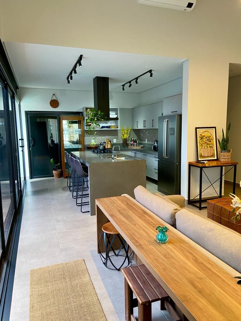 Casa de condomínio à venda no Condomínio Village Moutonnée: