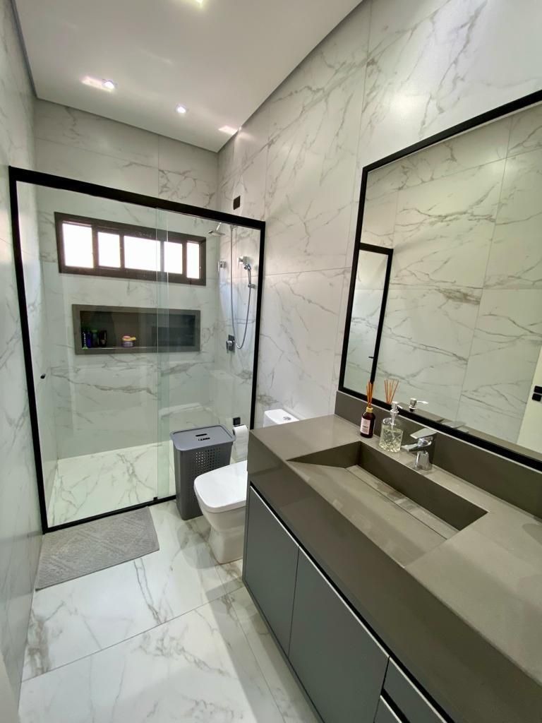 Casa de condomínio à venda no Condomínio Village Moutonnée: