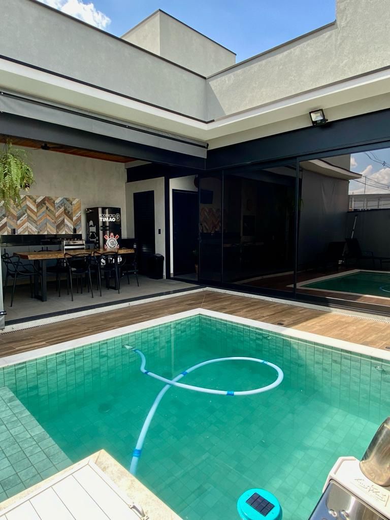 Casa de condomínio à venda no Condomínio Village Moutonnée: