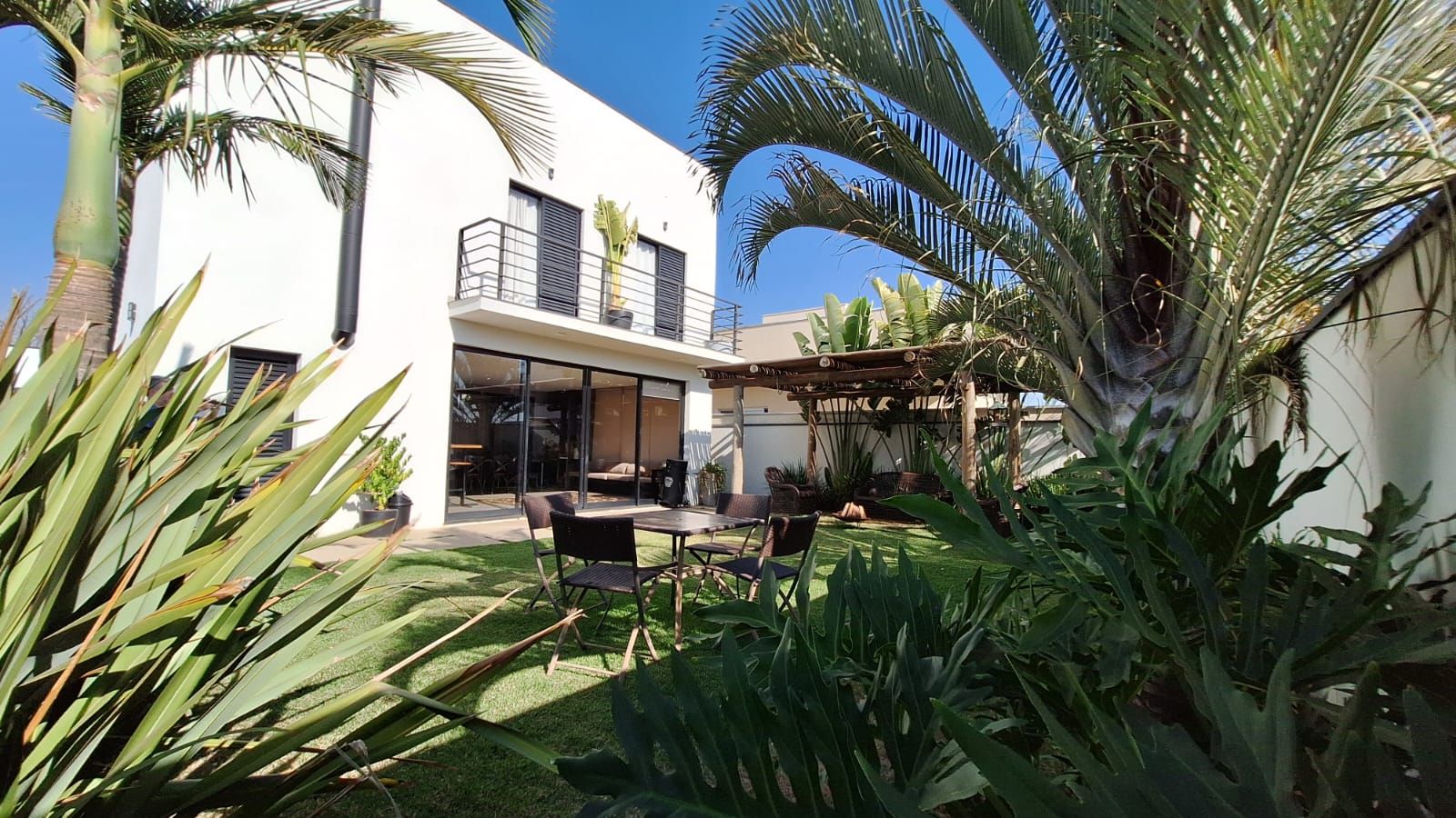 Casa de condomínio à venda no Condomínio Residencial Una: