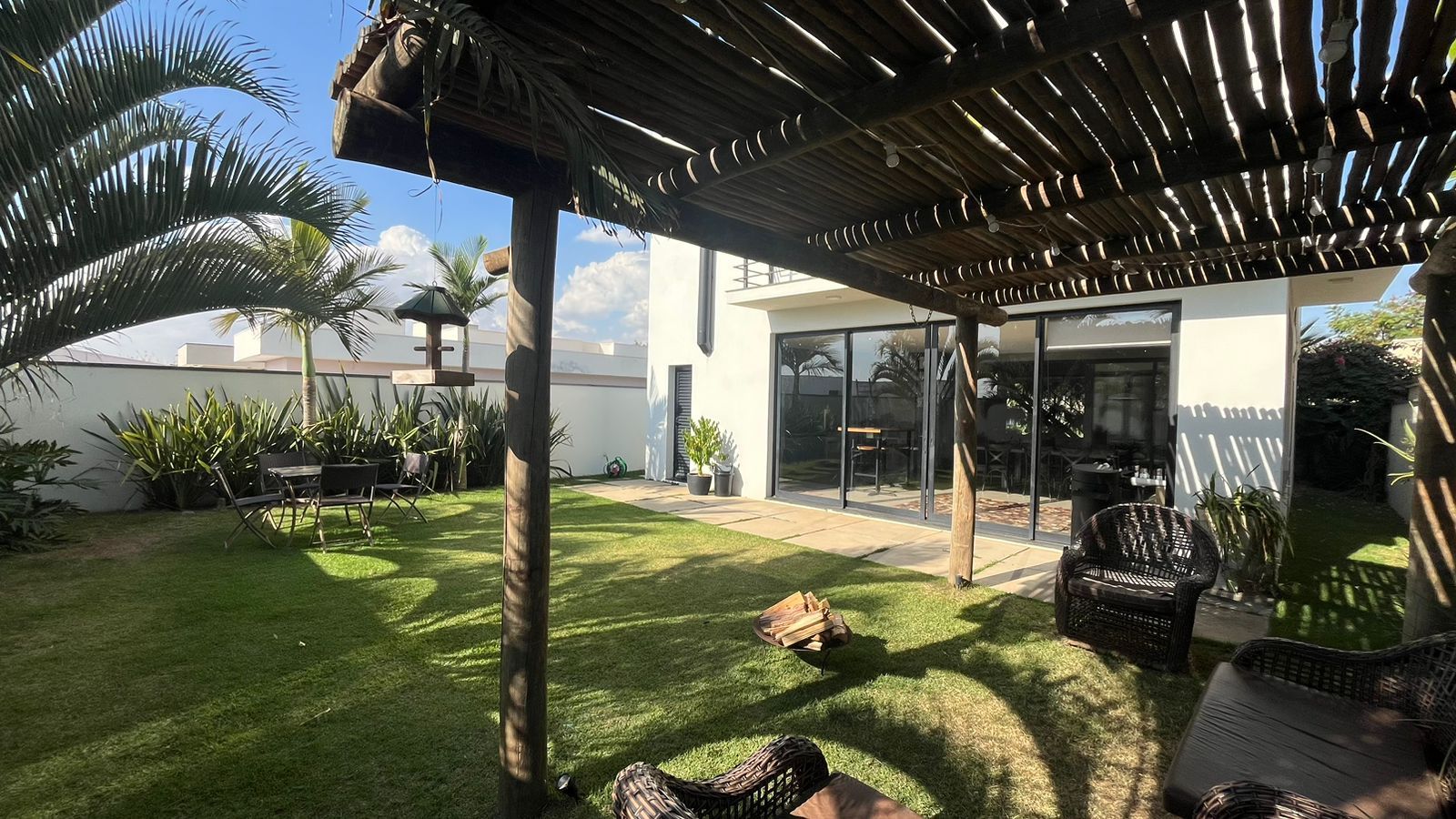 Casa de condomínio à venda no Condomínio Residencial Una: