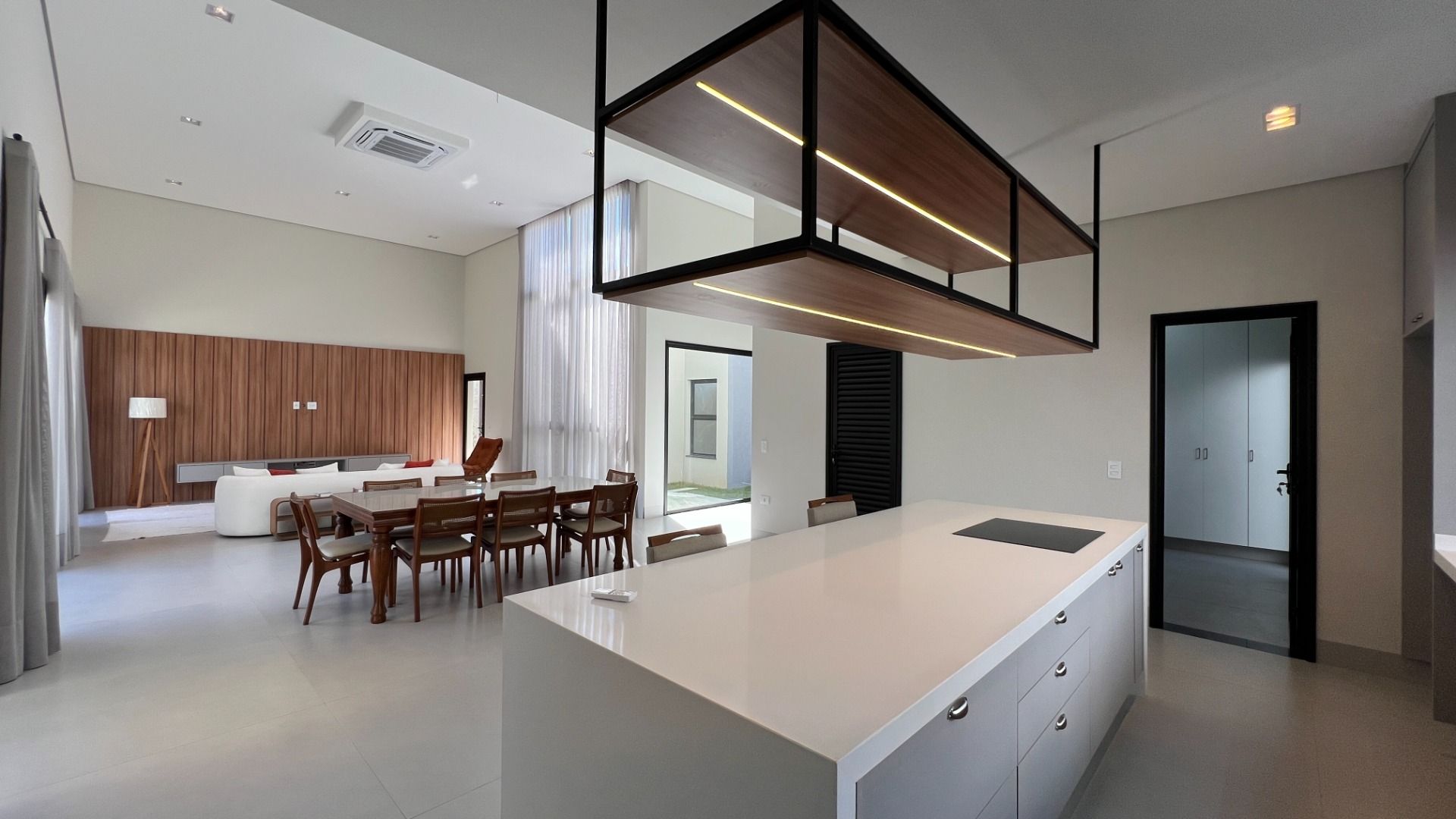 Casa de condomínio à venda no Condomínio Xapada Parque Ytu: