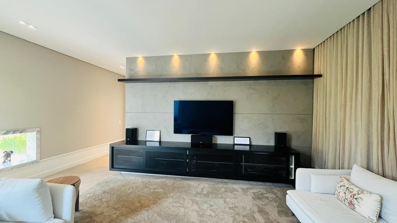 Casa de condomínio à venda no Condomínio Terras de São José II: