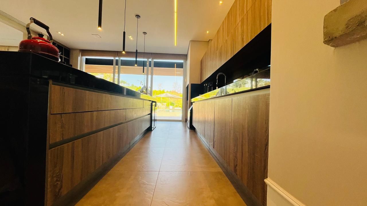 Casa de condomínio à venda no Condomínio Terras de São José II: