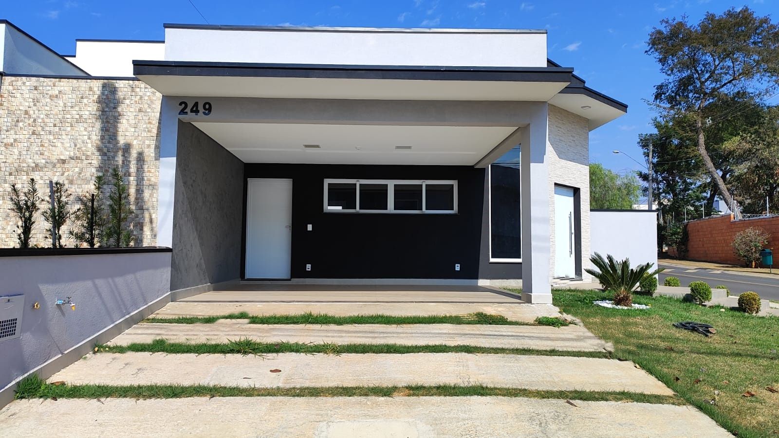 Casa de condomínio à venda no Condomínio Village Moutonnée: