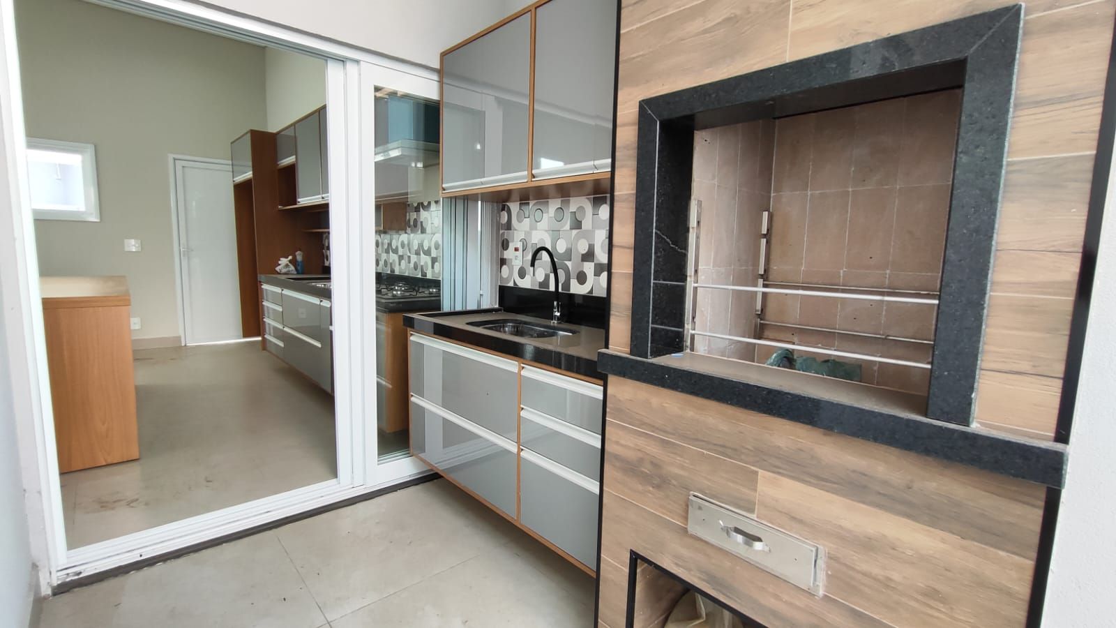 Casa de condomínio à venda no Condomínio Village Moutonnée: