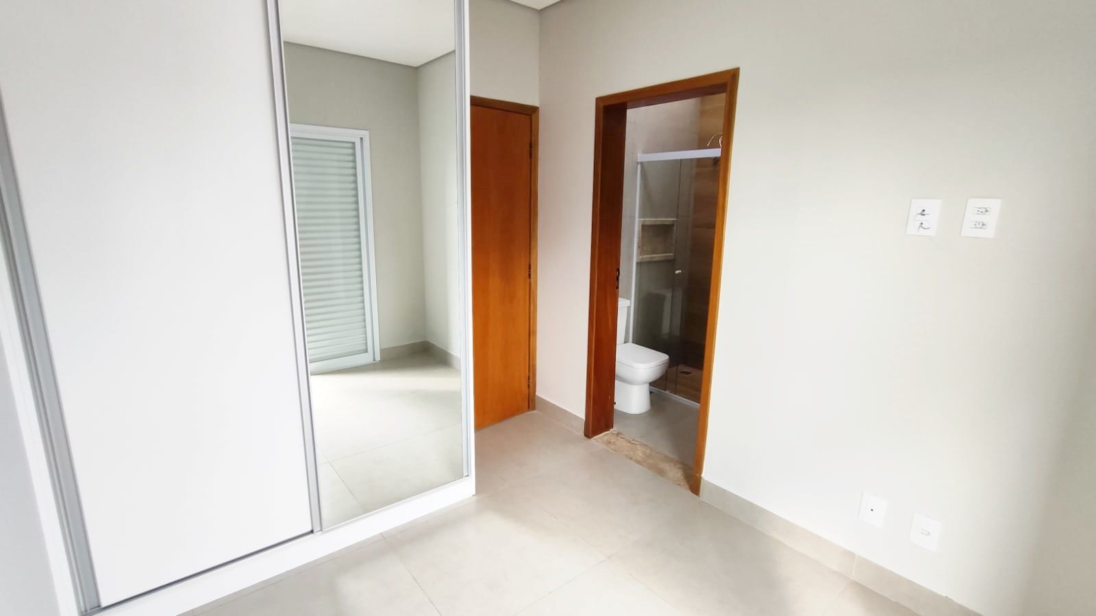 Casa de condomínio à venda no Condomínio Village Moutonnée: