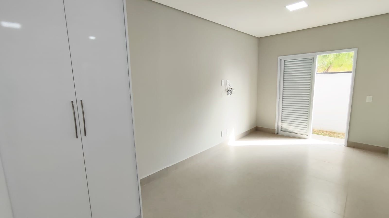 Casa de condomínio à venda no Condomínio Village Moutonnée: