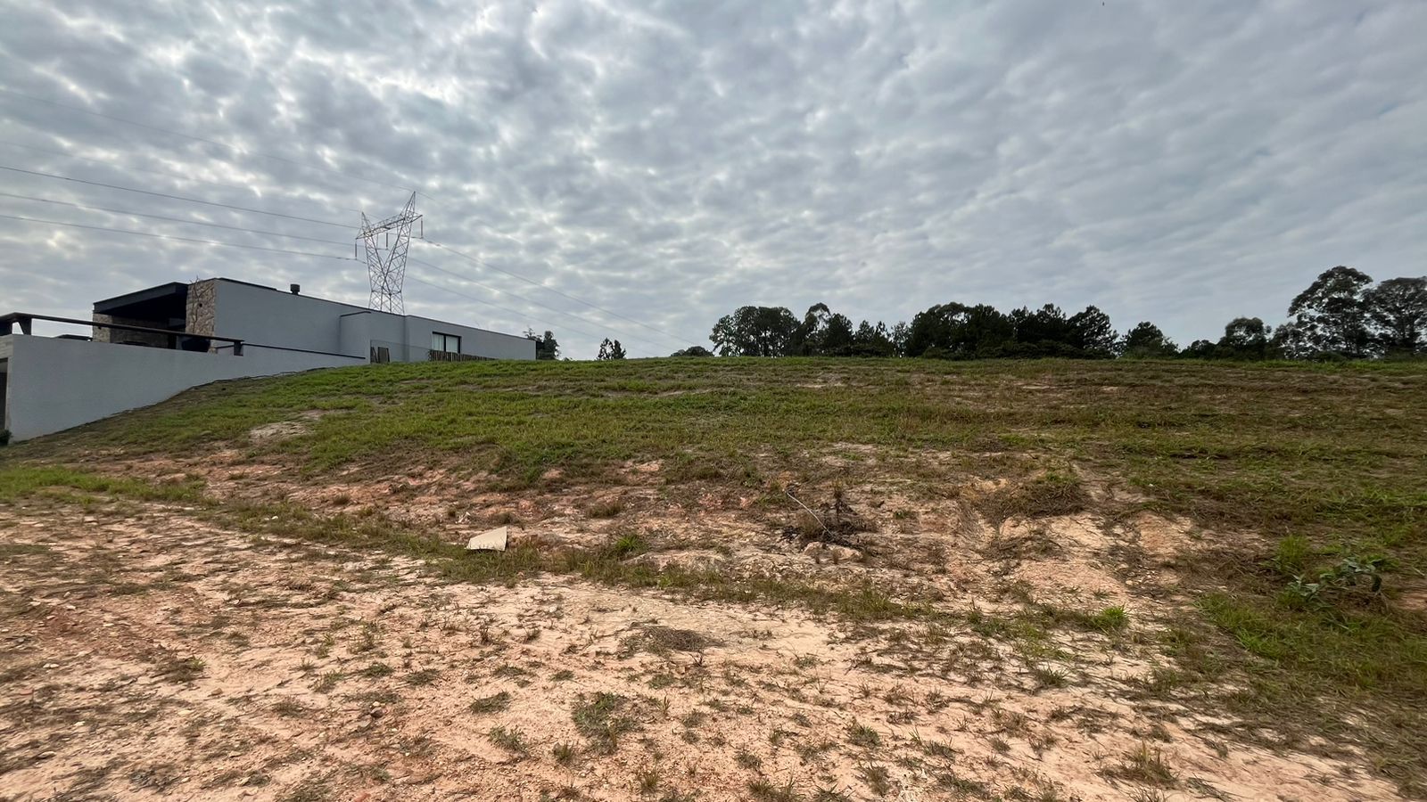 Terreno de Condomínio à venda no Condomínio Villas do Golfe: