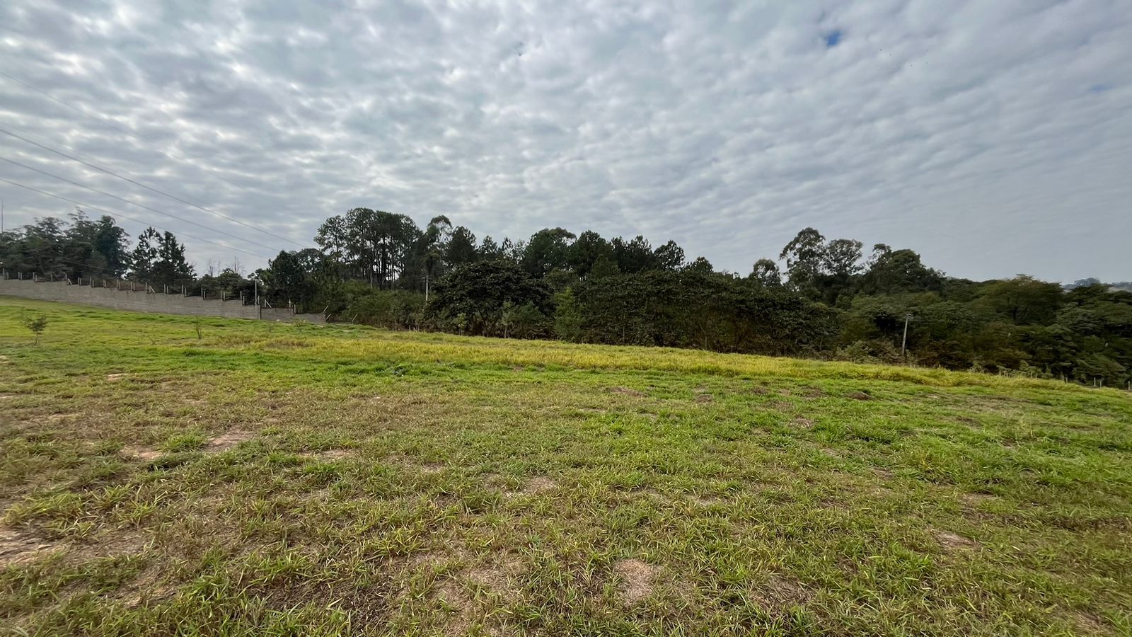 Terreno de Condomínio à venda no Condomínio Villas do Golfe: