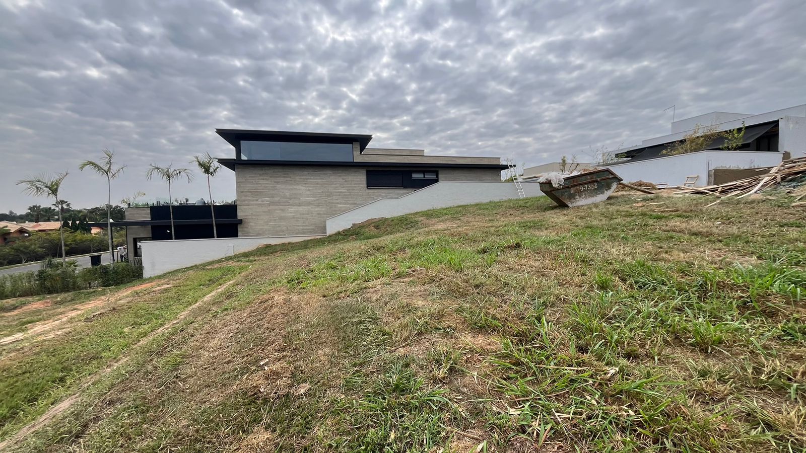 Terreno de Condomínio à venda no Condomínio Villas do Golfe: