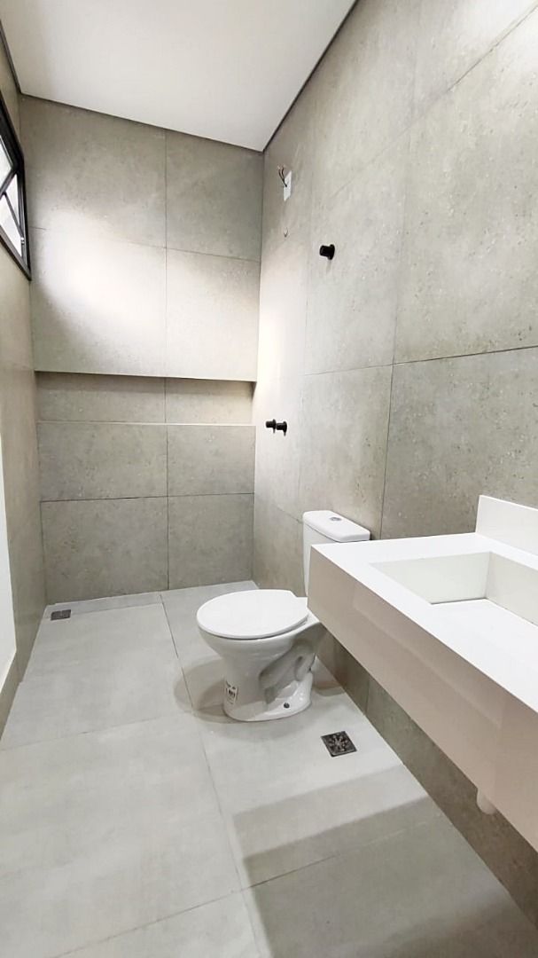 Casa de condomínio à venda no Condomínio Village Moutonnée: