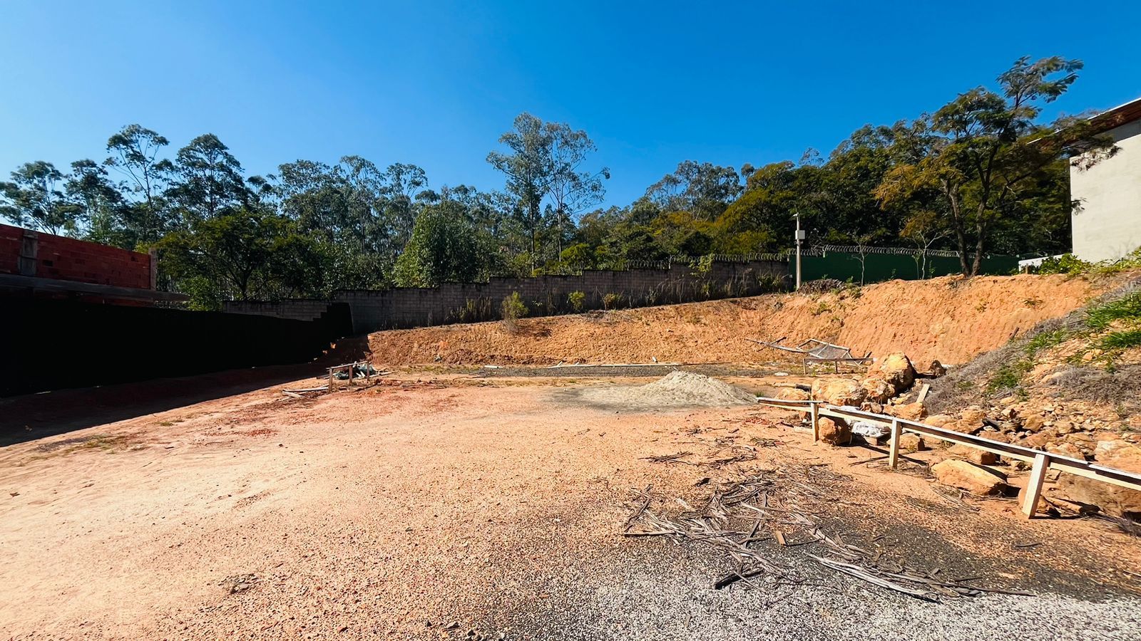 Terreno de Condomínio à venda no Condomínio Terras de São José II: