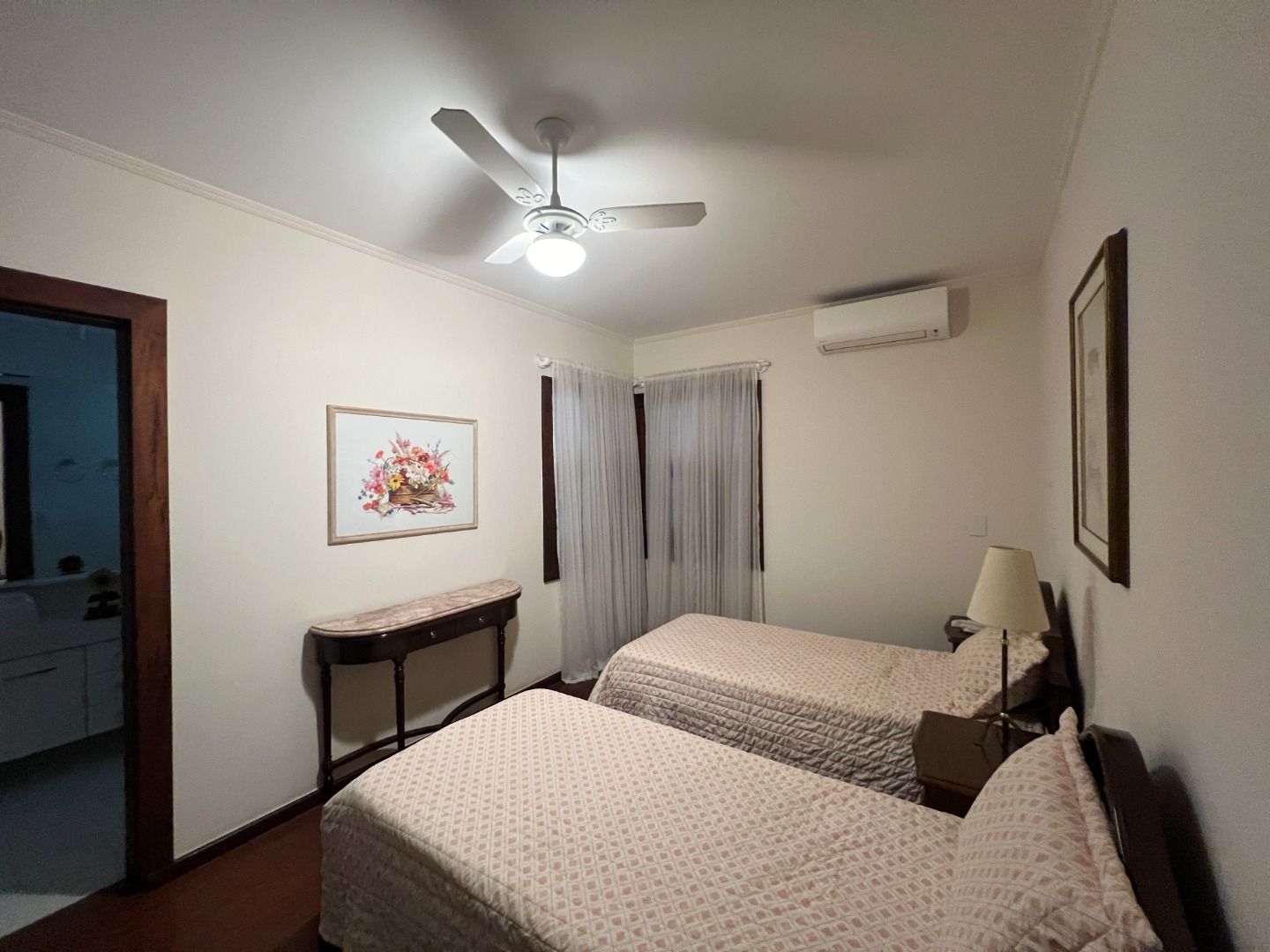 Casa de condomínio à venda no Condomínio Terras de São José: