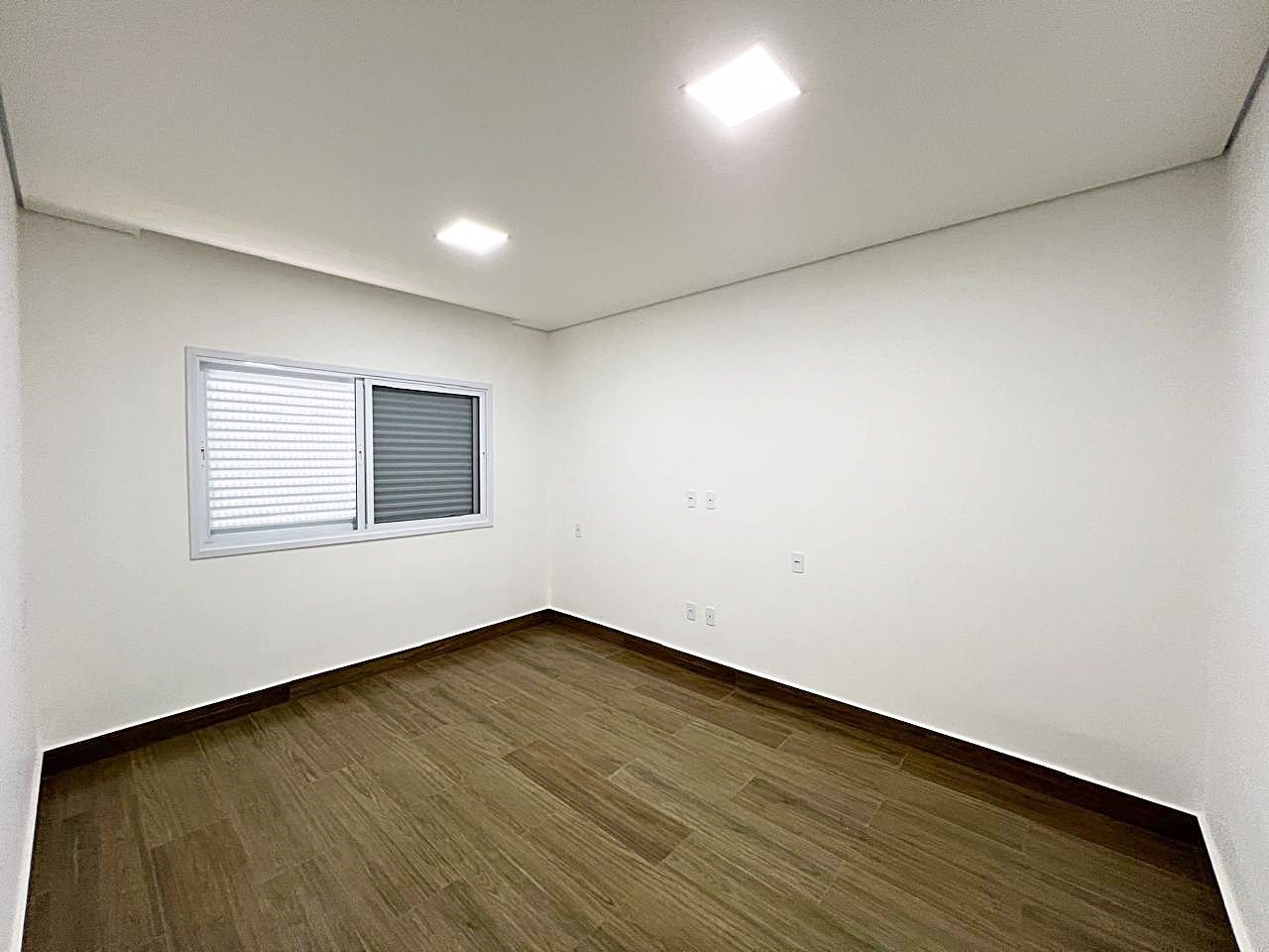 Casa de condomínio à venda no Condomínio Terras de Mont Serrat: