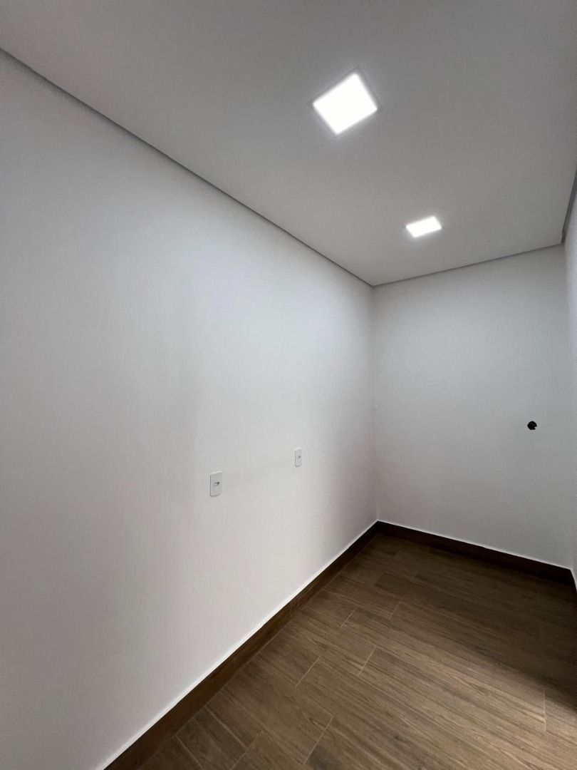 Casa de condomínio à venda no Condomínio Terras de Mont Serrat: