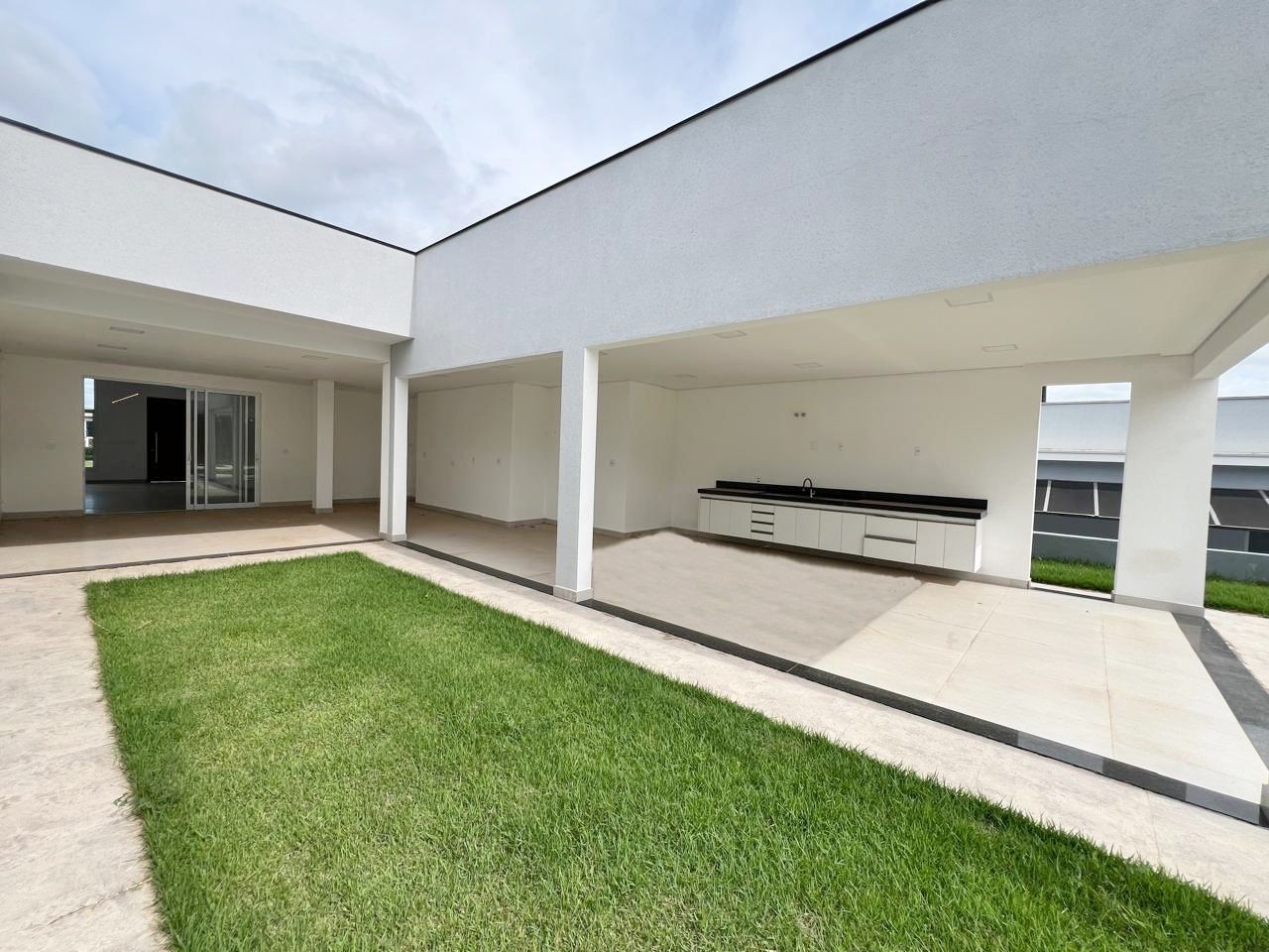 Casa de condomínio à venda no Condomínio Terras de Mont Serrat: