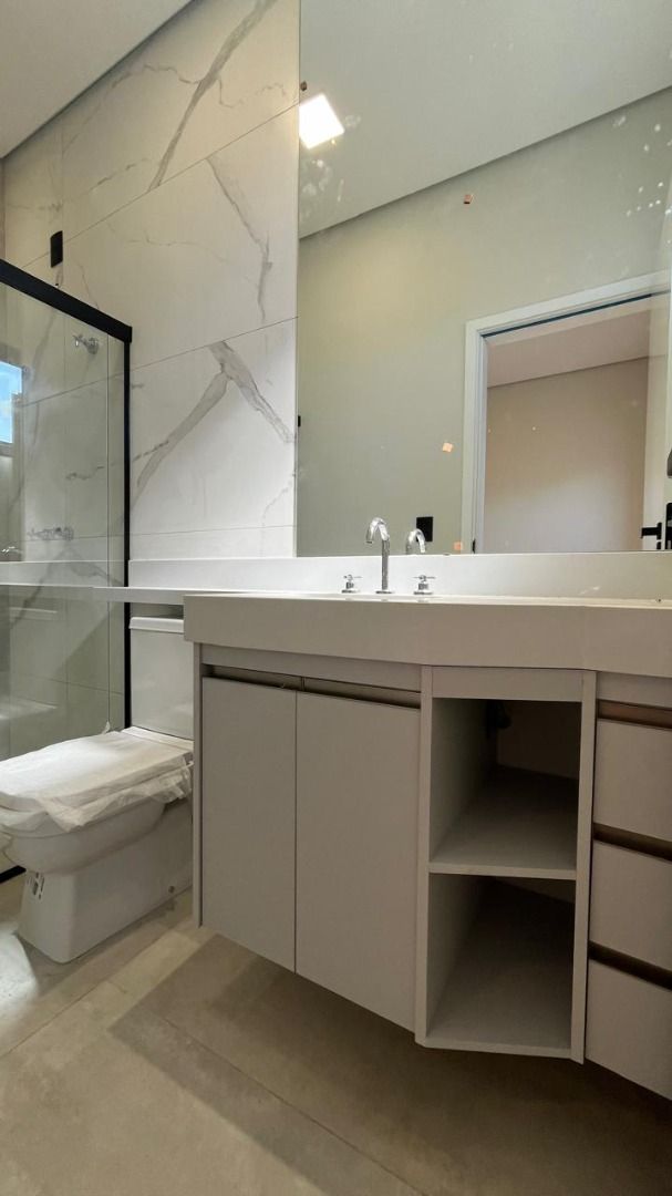 Casa de condomínio à venda no Condomínio Reserva Central Parque: