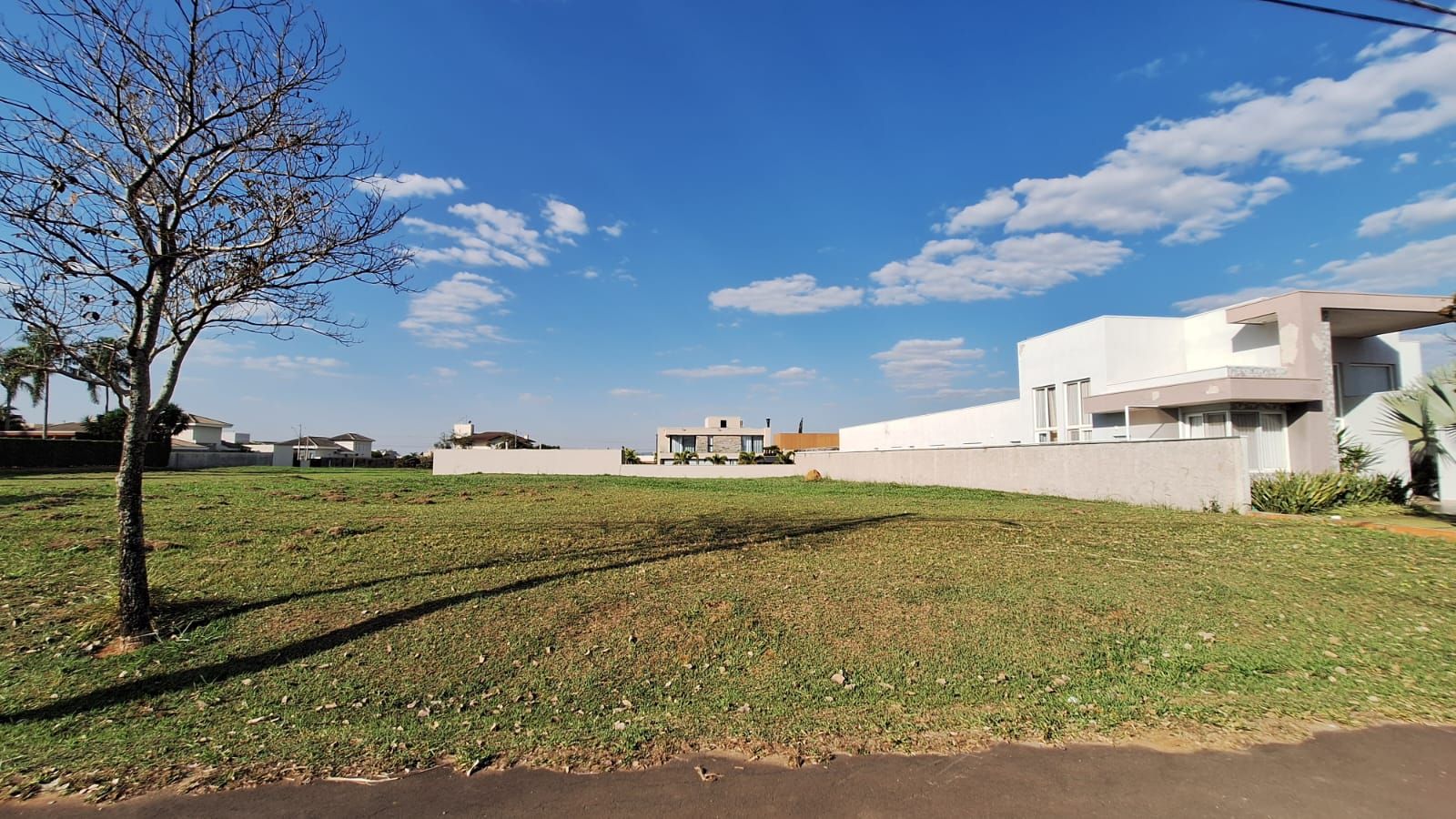 Terreno à Venda no Condomínio Xapada Parque Ytu em Itu/Sp
