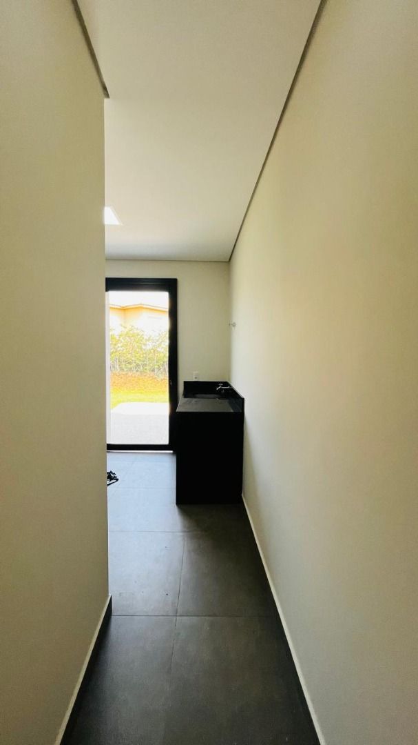 Casa de condomínio à venda no Condomínio Terras de São José II: