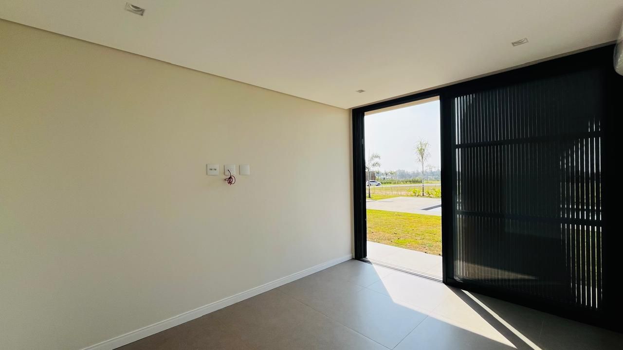 Casa de condomínio à venda no Condomínio Terras de São José II: