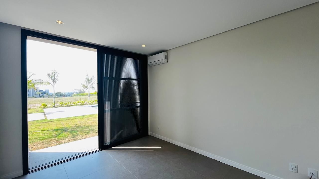 Casa de condomínio à venda no Condomínio Terras de São José II: