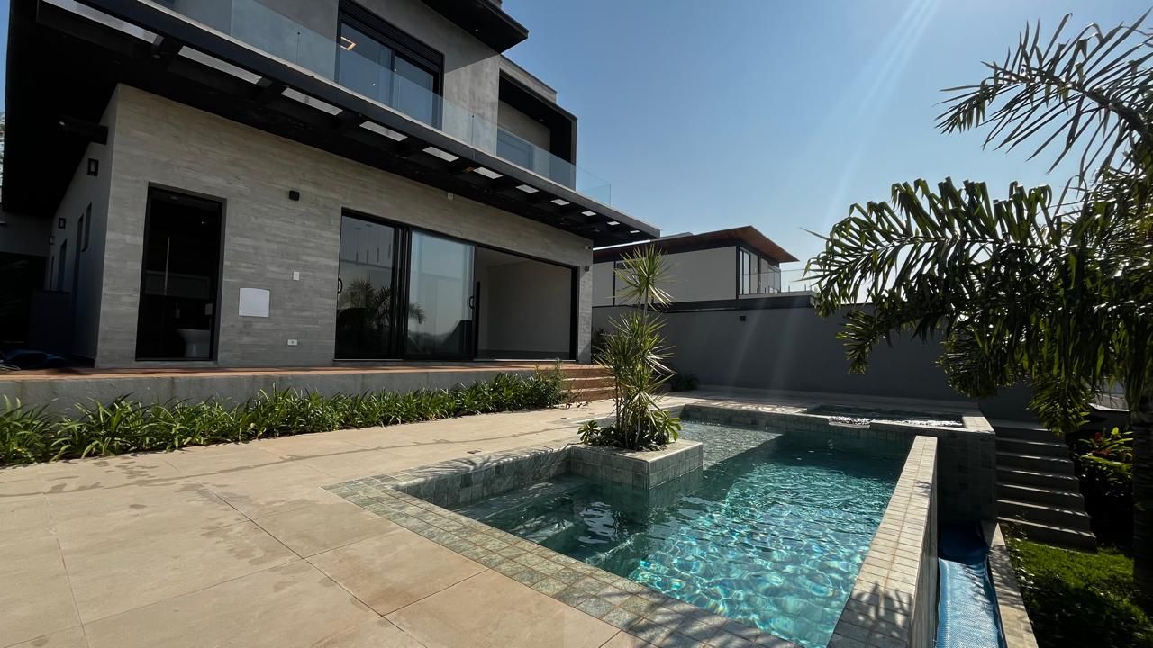 Casa de condomínio à venda no Condomínio Residencial Una: