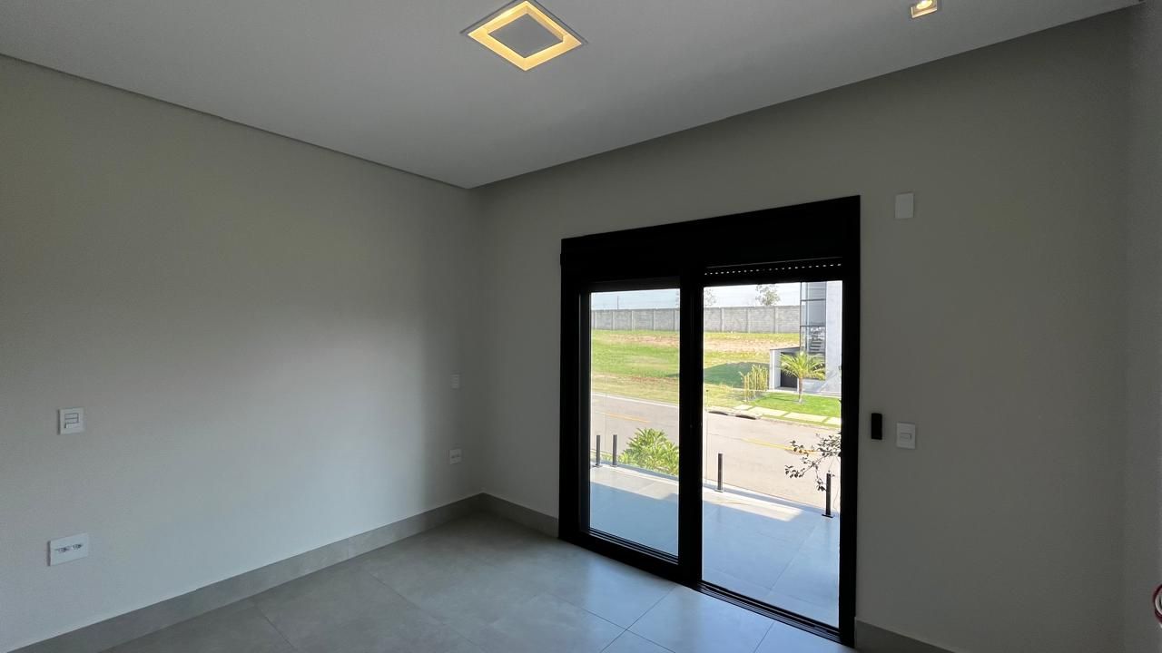 Casa de condomínio à venda no Condomínio Residencial Una: