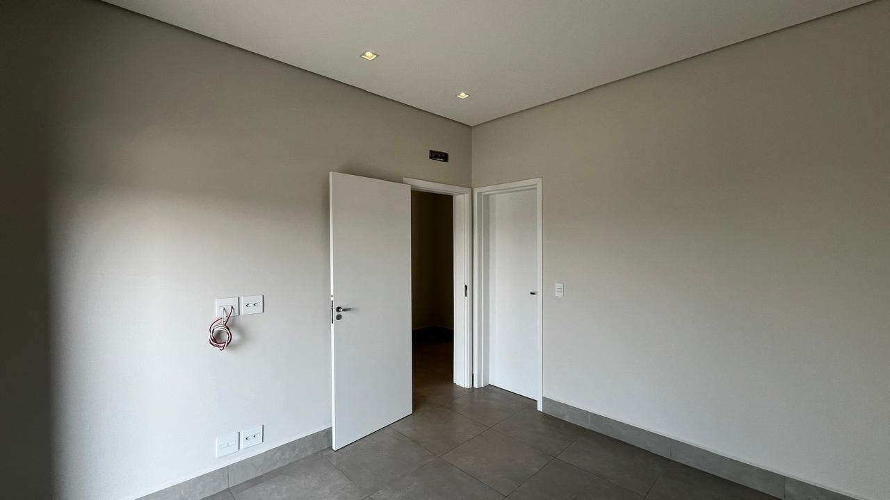 Casa de condomínio à venda no Condomínio Residencial Una: