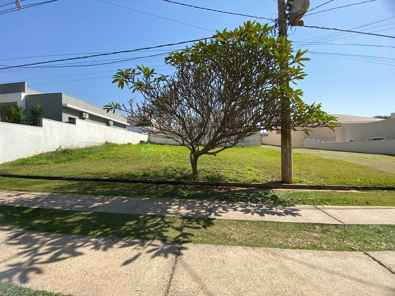 Terreno de Condomínio à venda no Condominio Fazenda Palmeiras Imperiais: