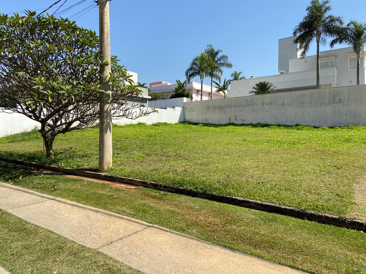 Terreno de Condomínio à venda no Condominio Fazenda Palmeiras Imperiais: