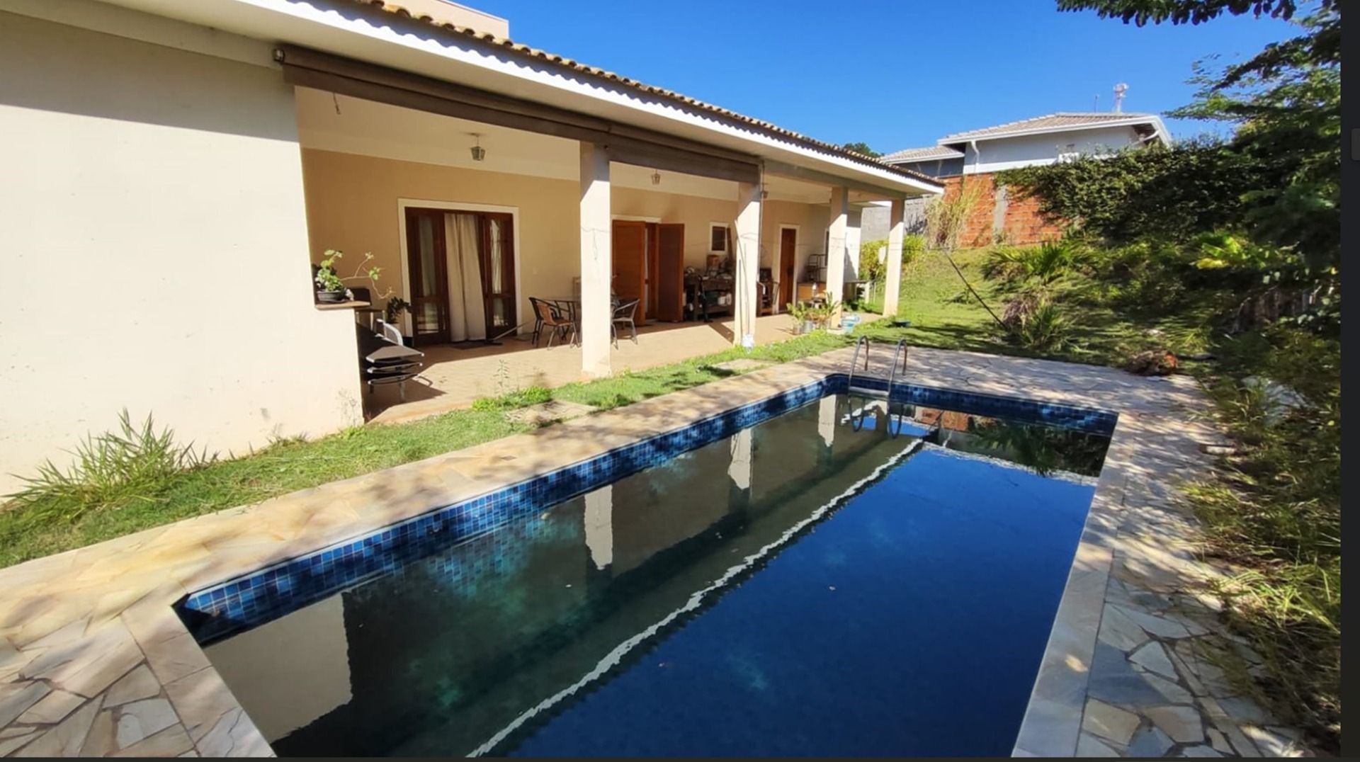 Casa à Venda no Condomínio Chácaras Flora - Itu/Sp