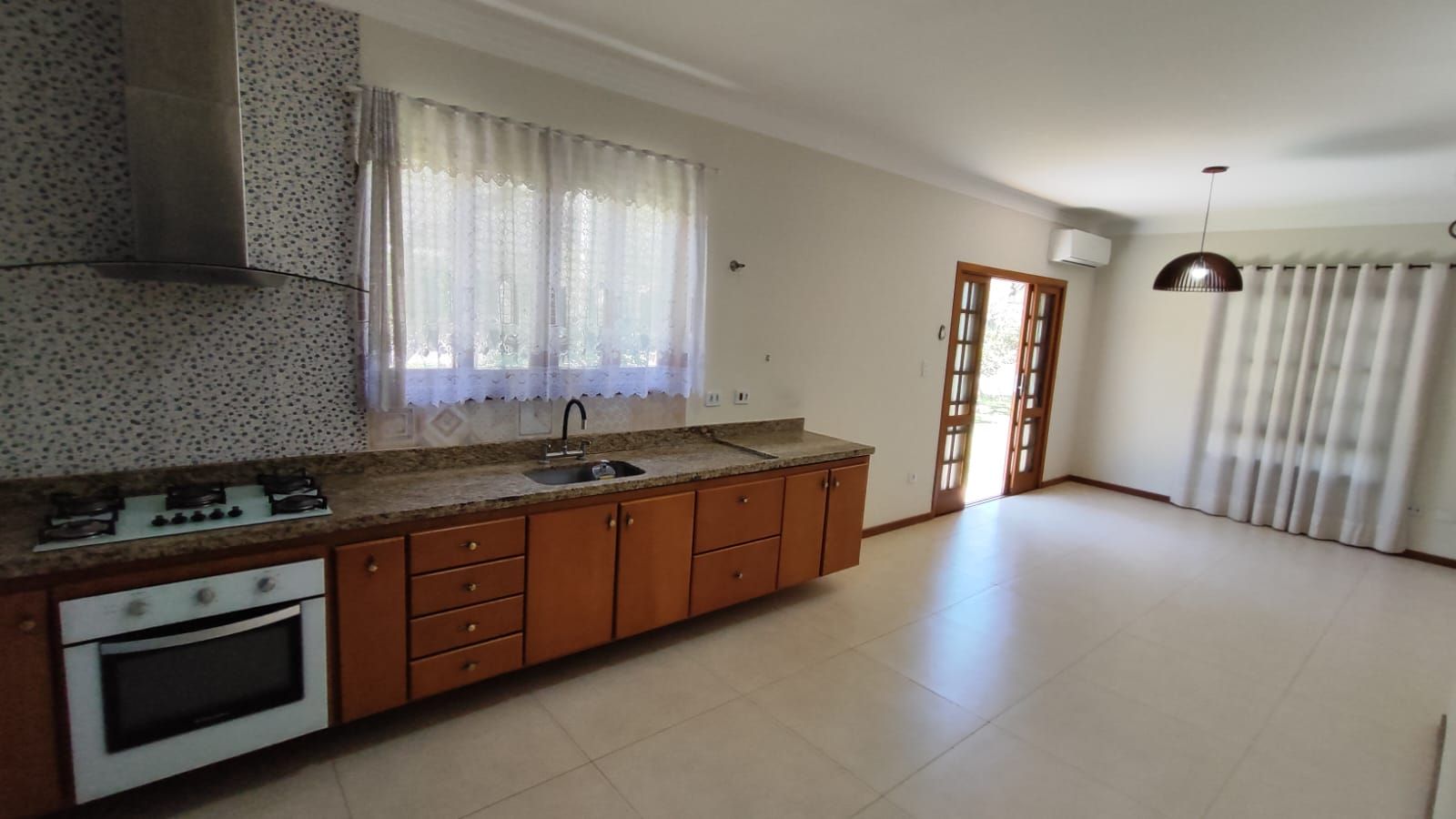 Casa de condomínio à venda no Condomínio Chácara Flora: