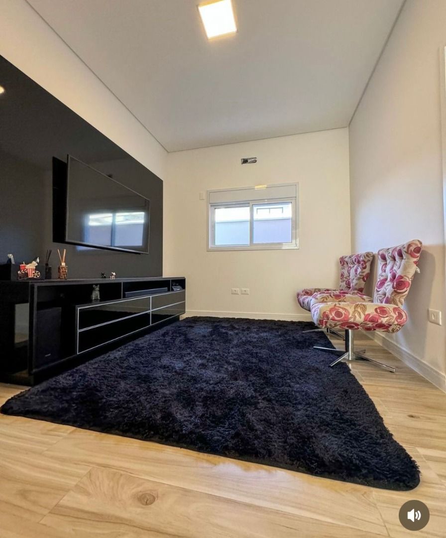 Casa de condomínio à venda no Portal dos Bandeirantes Salto: