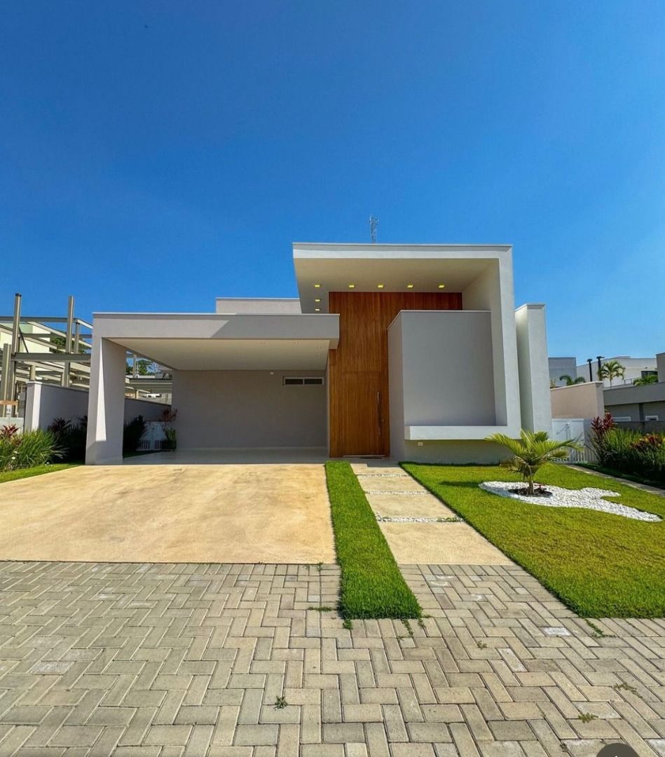 Casa à Venda no Condomínio Portal dos Bandeirantes em Salto/Sp.