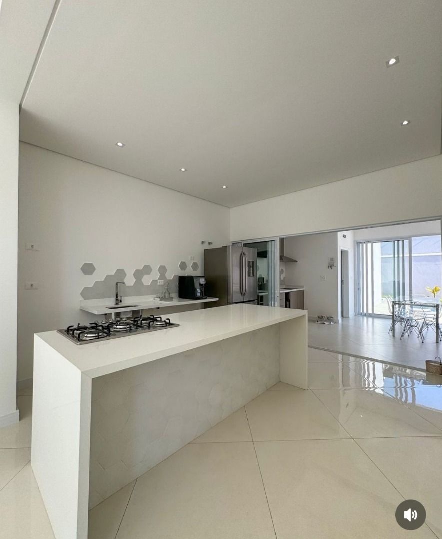 Casa de condomínio à venda no Portal dos Bandeirantes Salto: