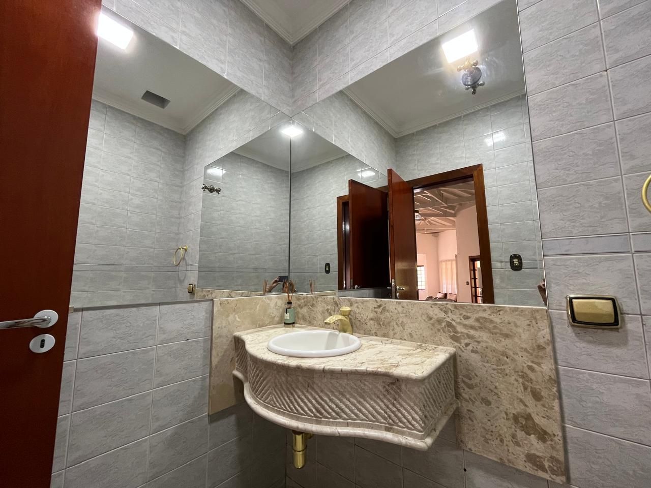 Casa de condomínio à venda no Condomínio City Castelo: