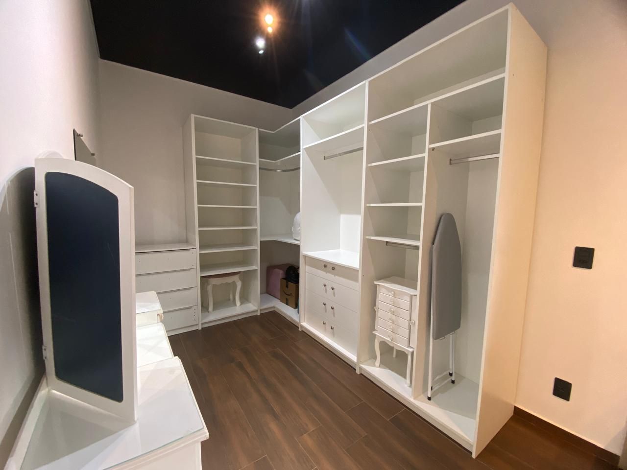 Casa de condomínio à venda no Condominio Fazenda Palmeiras Imperiais: